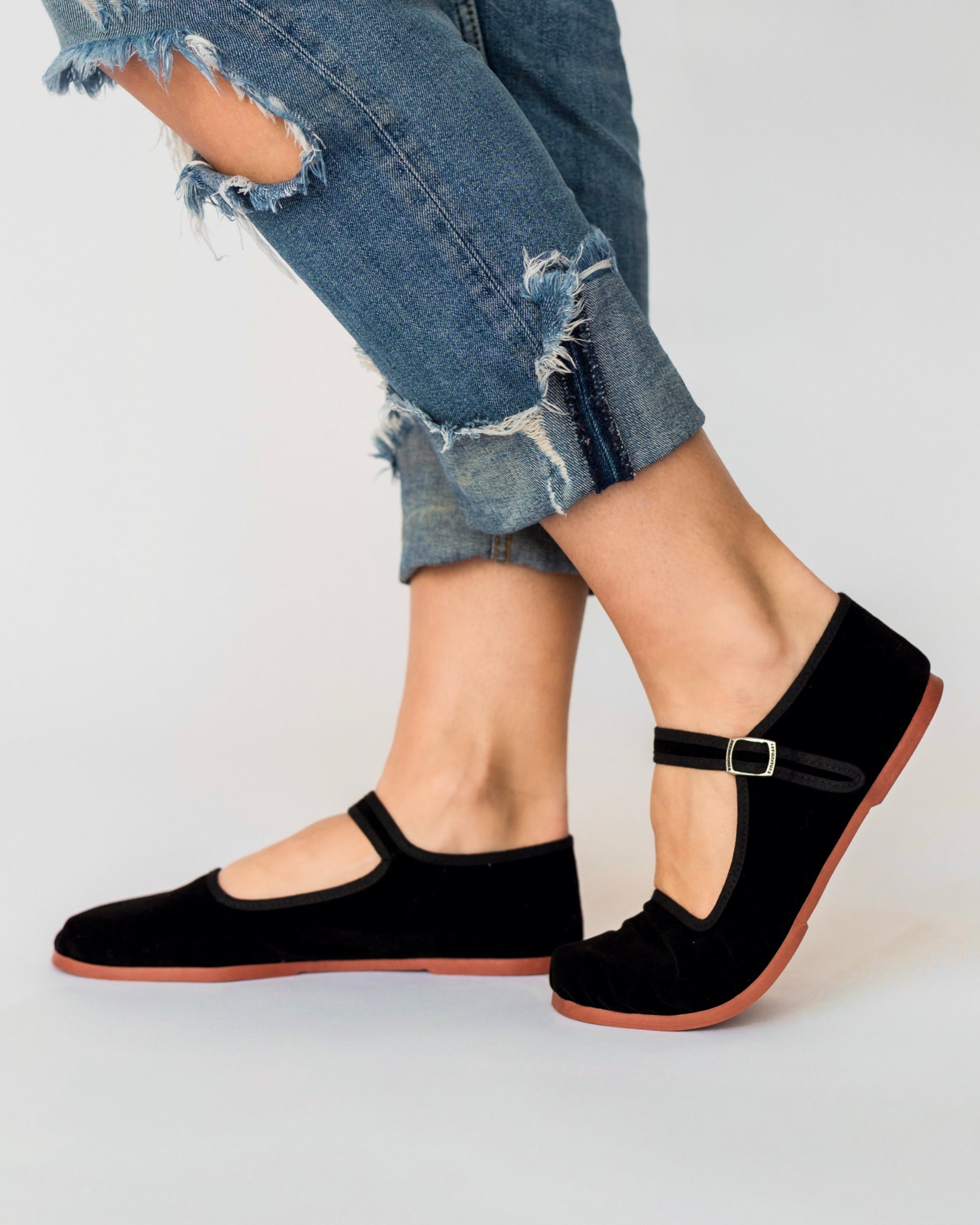 Black Velvet PREORDER – Kung Fu Mary