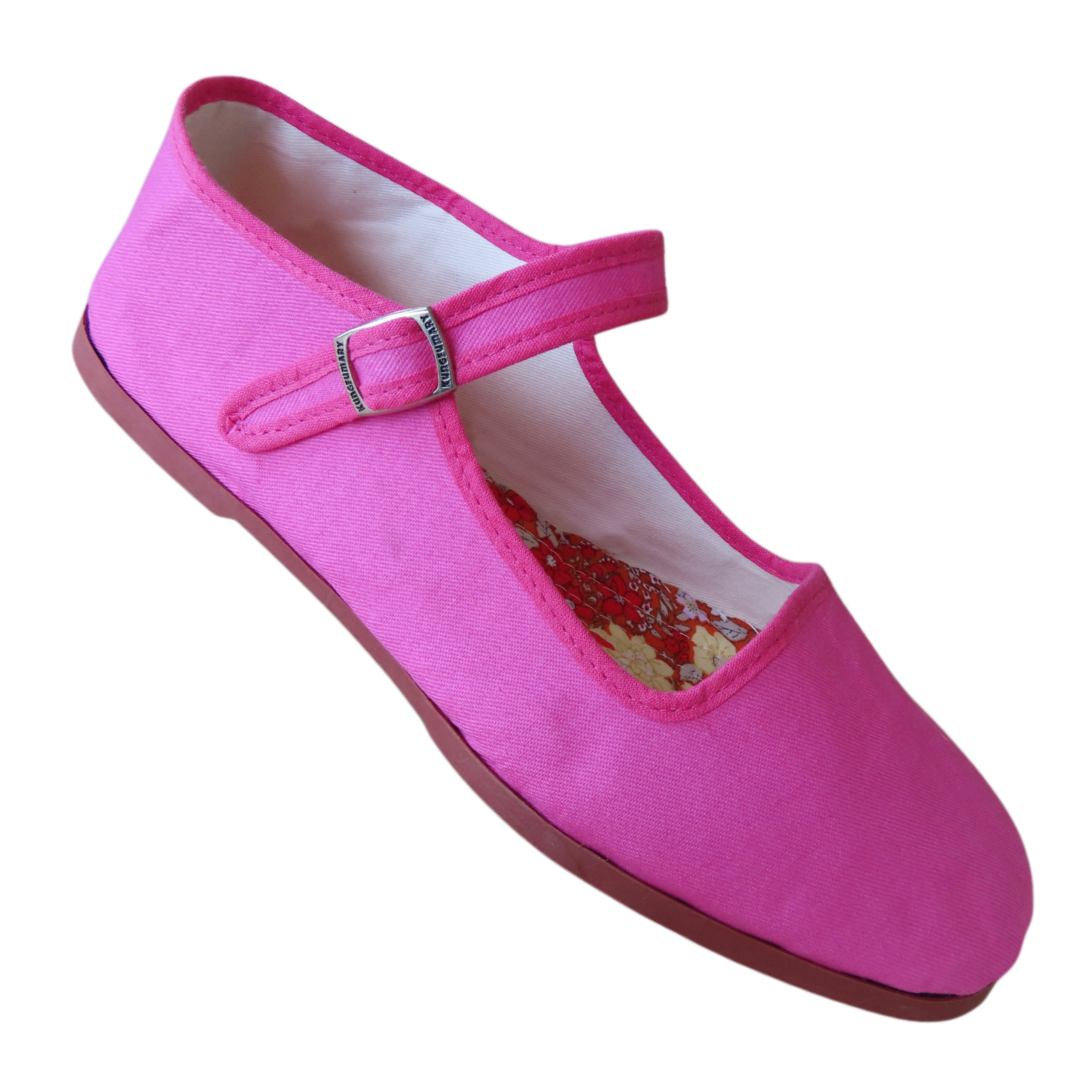 Happy Shoes – Kung Fu Mary